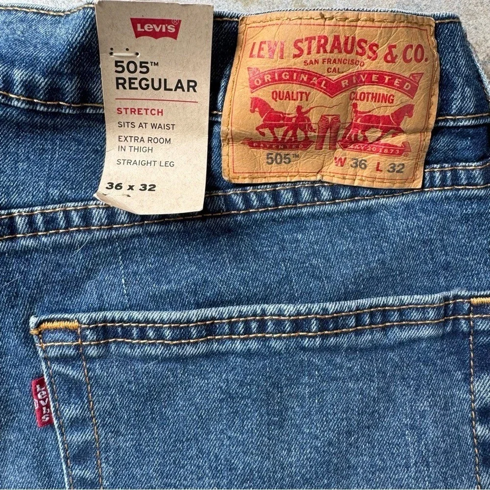 Levi's 505‎ Regular Stretch 36x32 Medium Wash Blue Straight Jeans Classic NWT